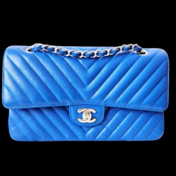 Chanel Chevron Classic Flap Medium - Picture 1 of 11